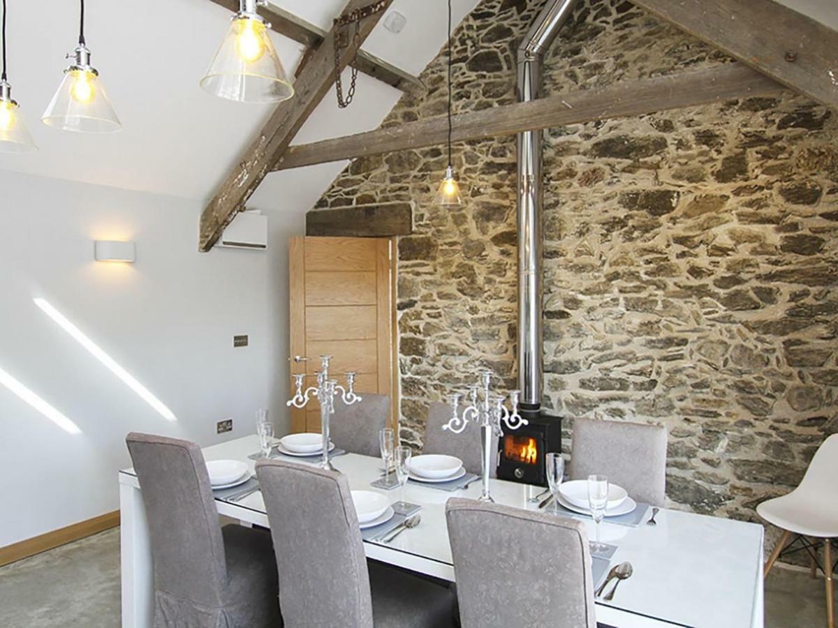 Rhyd Angharad Barns Villa Llanrhyddlad Bagian luar foto